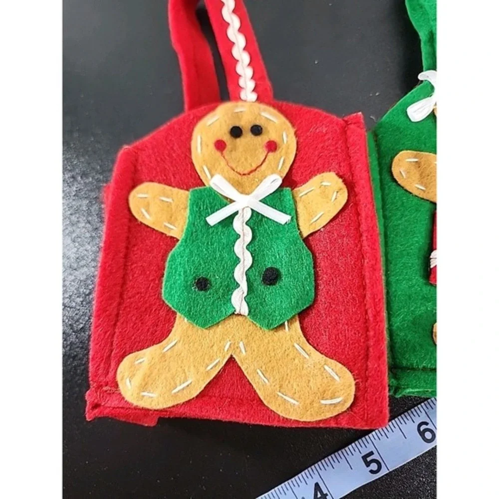 The Unbranded Brand felt christmas